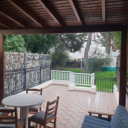Lovely 2 Bedrooms In The Tourist Area In Paphos . Exterior foto